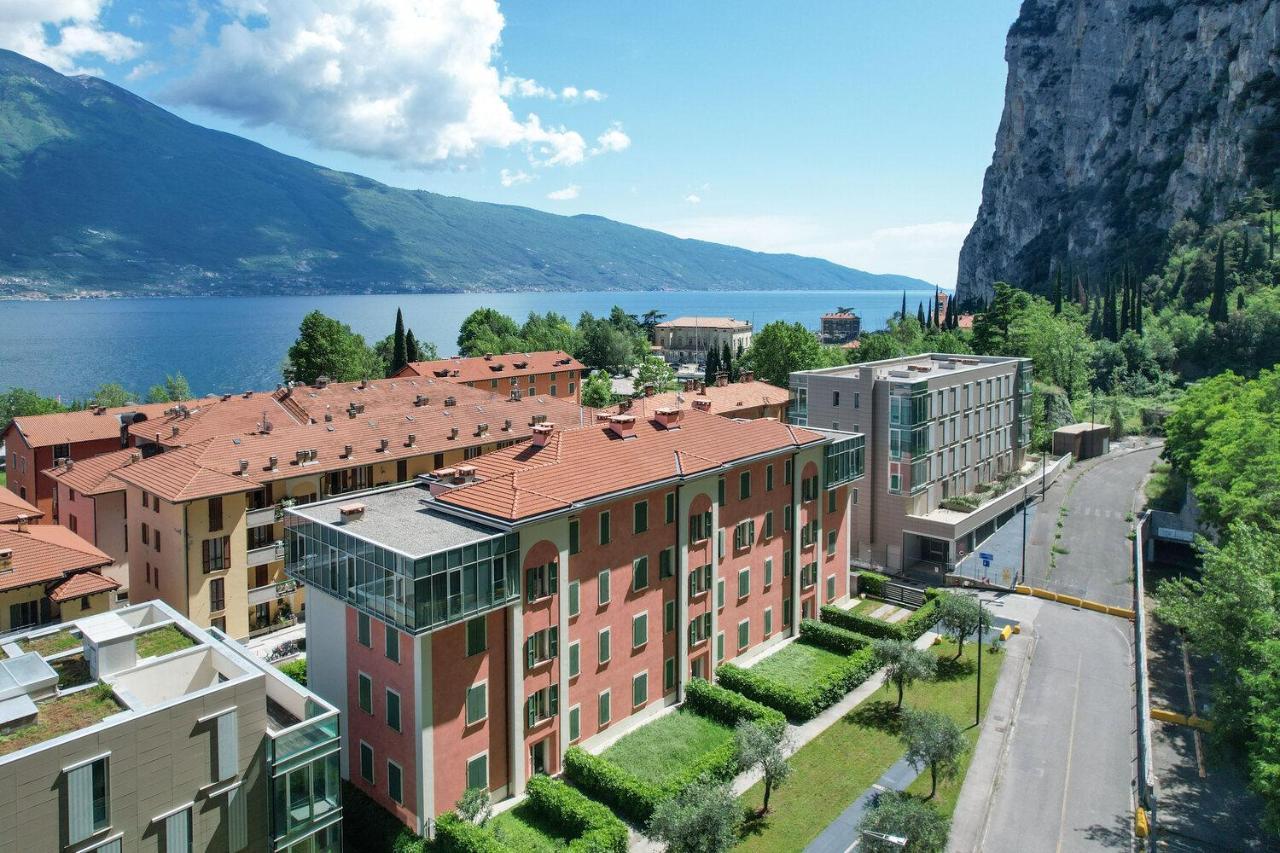 Sail Home - Apartments For Wind Lovers Campione del Garda Exterior photo